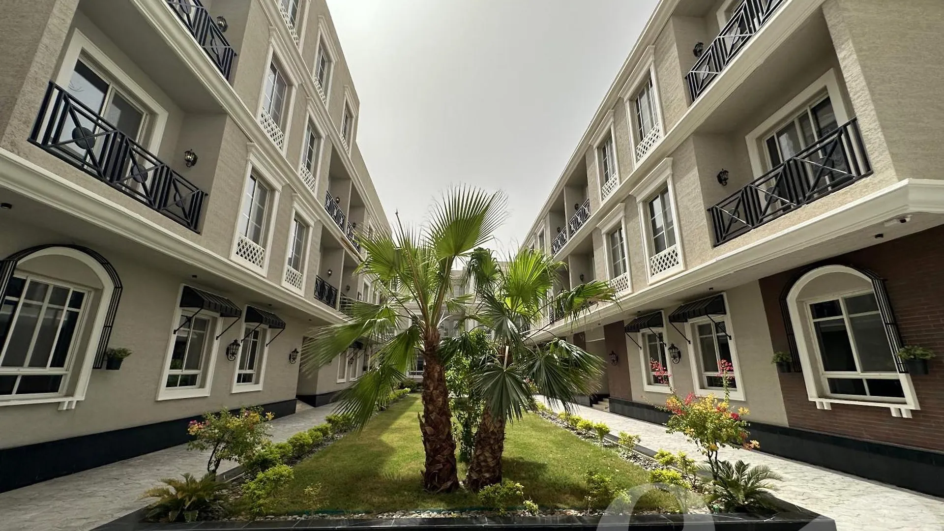 Kease Ar Rabi H-10 Royal Touch Balcony Ag98 Apartment Riyadh